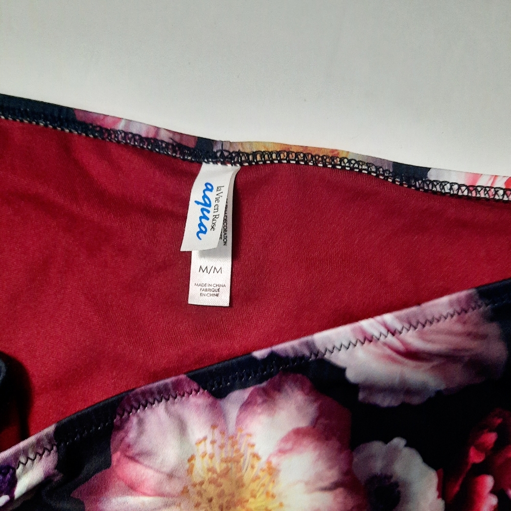 2pc LaVie en Rose Aqua Swim suite - Picture 14 of 16